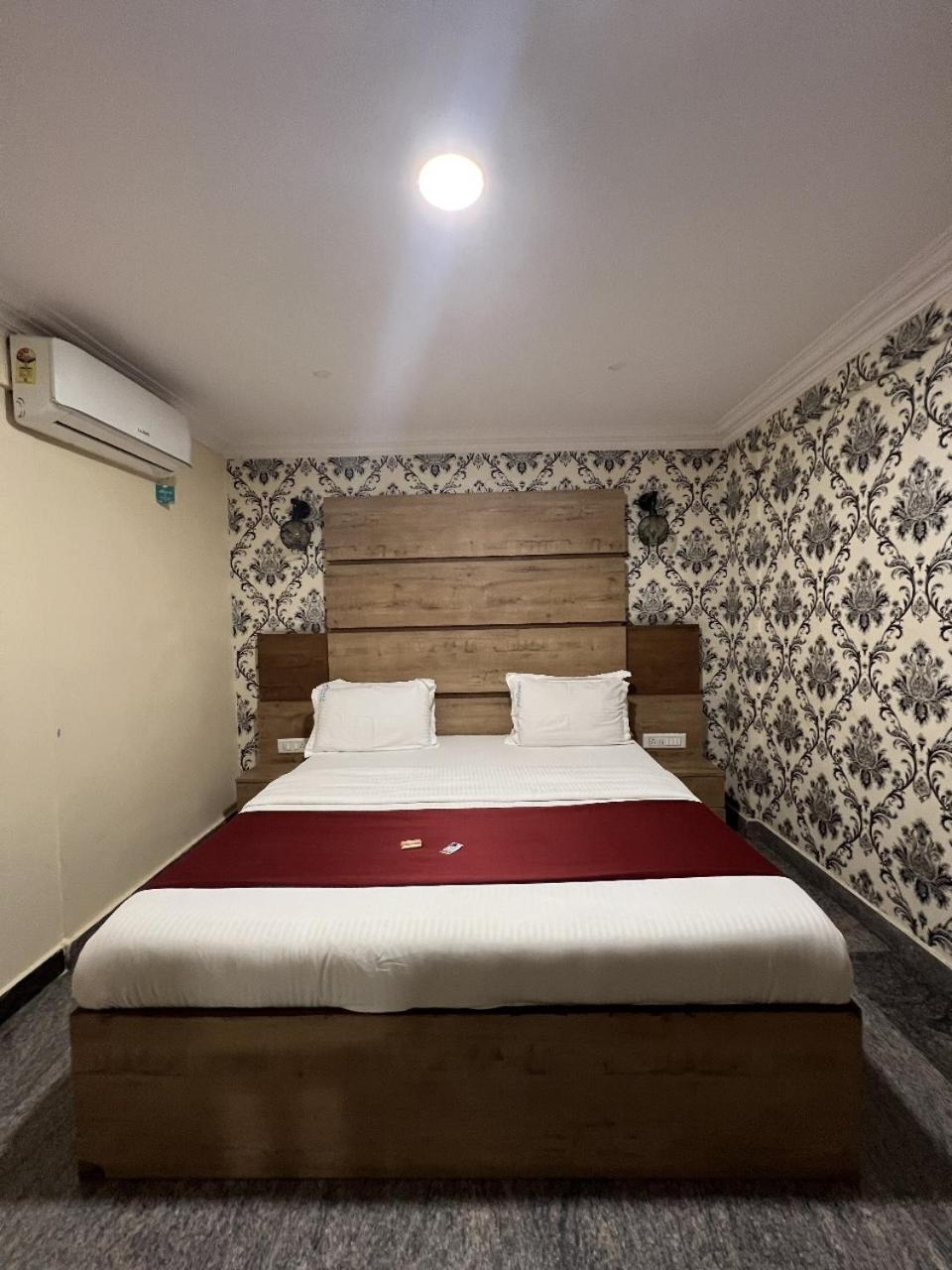 Dreamz Lodge バンガロール エクステリア 写真