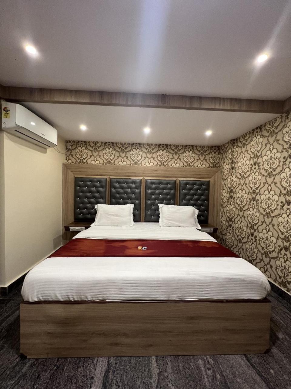 Dreamz Lodge バンガロール エクステリア 写真